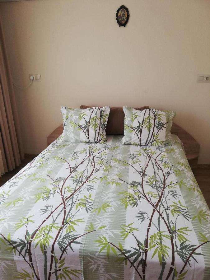 Apartamenti Zhelezovi Pomorie Exterior photo