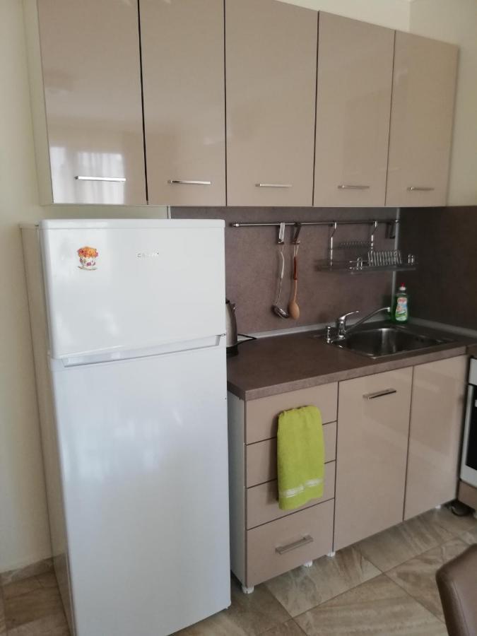 Apartamenti Zhelezovi Pomorie Exterior photo